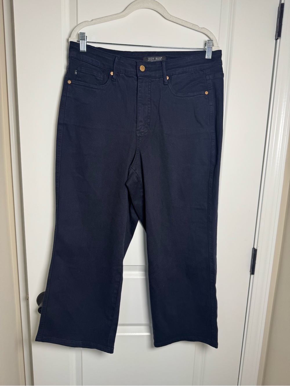 Judy Blue Dark Navy Cropped Straight-Leg Jeans